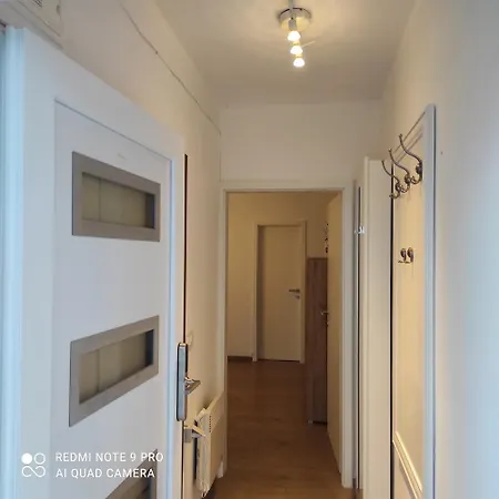 Intrade Trsine Pet Friendly 아파트 *